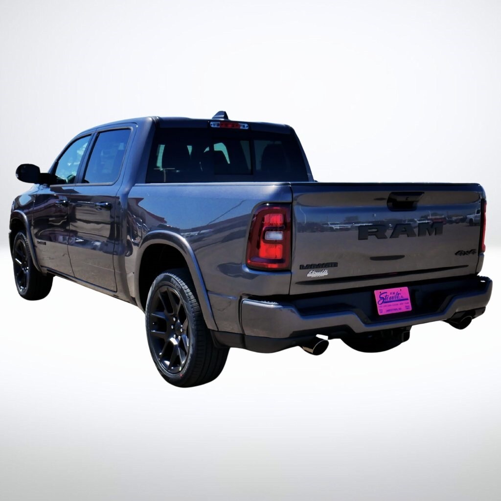 2025 Ram 1500 Laramie photo 2