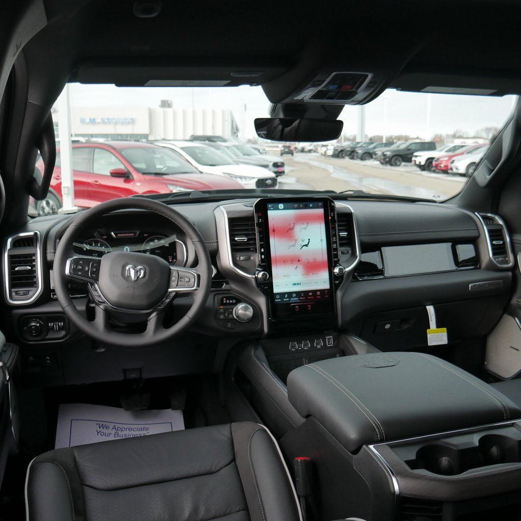 2026 RAM 1500 Laramie - Photo 33