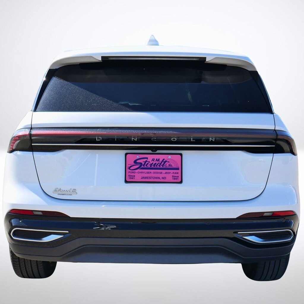 2024 Lincoln Nautilus Premiere photo 3