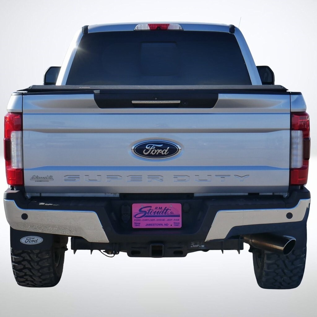 Used 2017 Ford F-250SD Lariat Truck