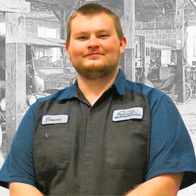 Staff member Jonas Moore - Service Technician from 4770676469bc