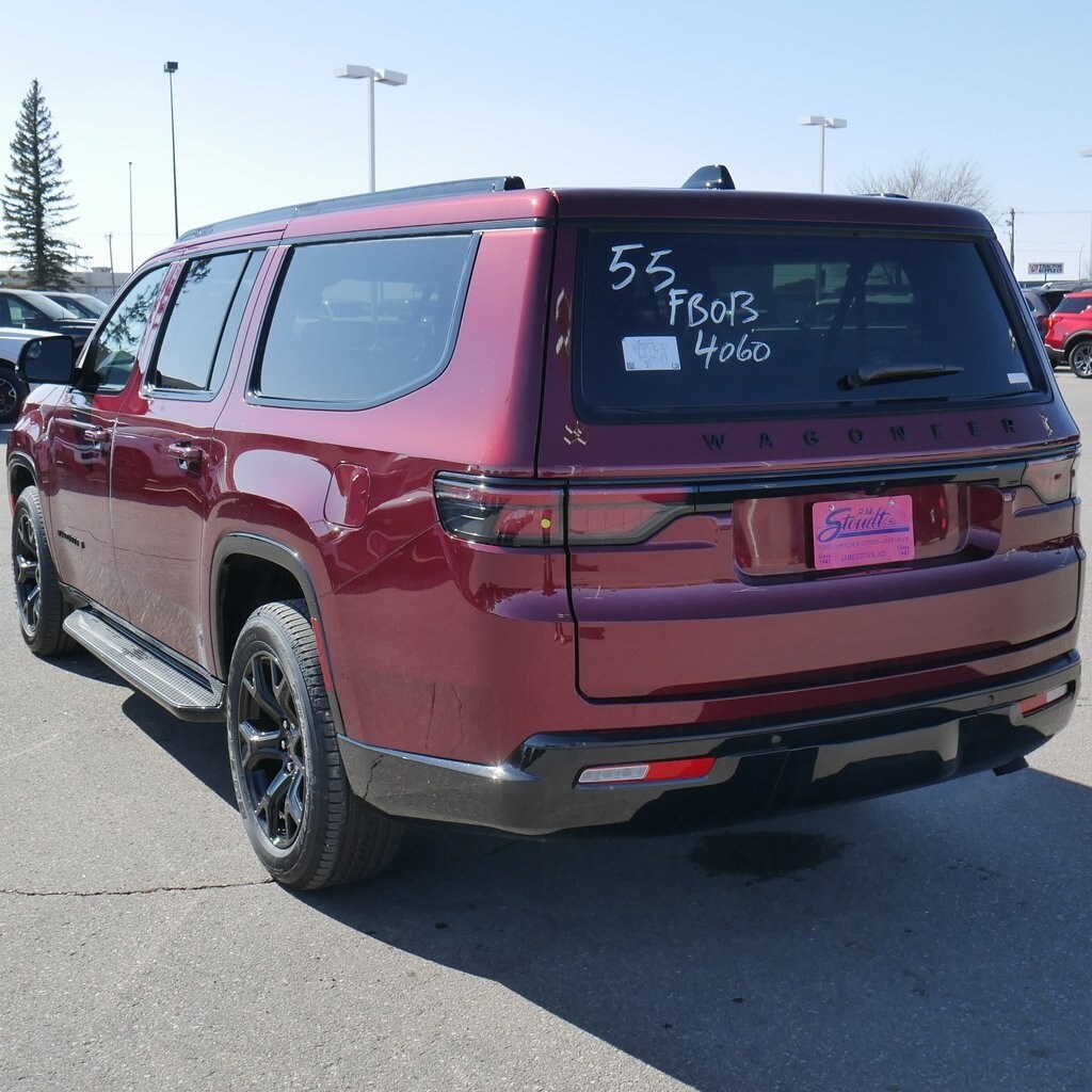 2025 Jeep Wagoneer L Carbide photo 2