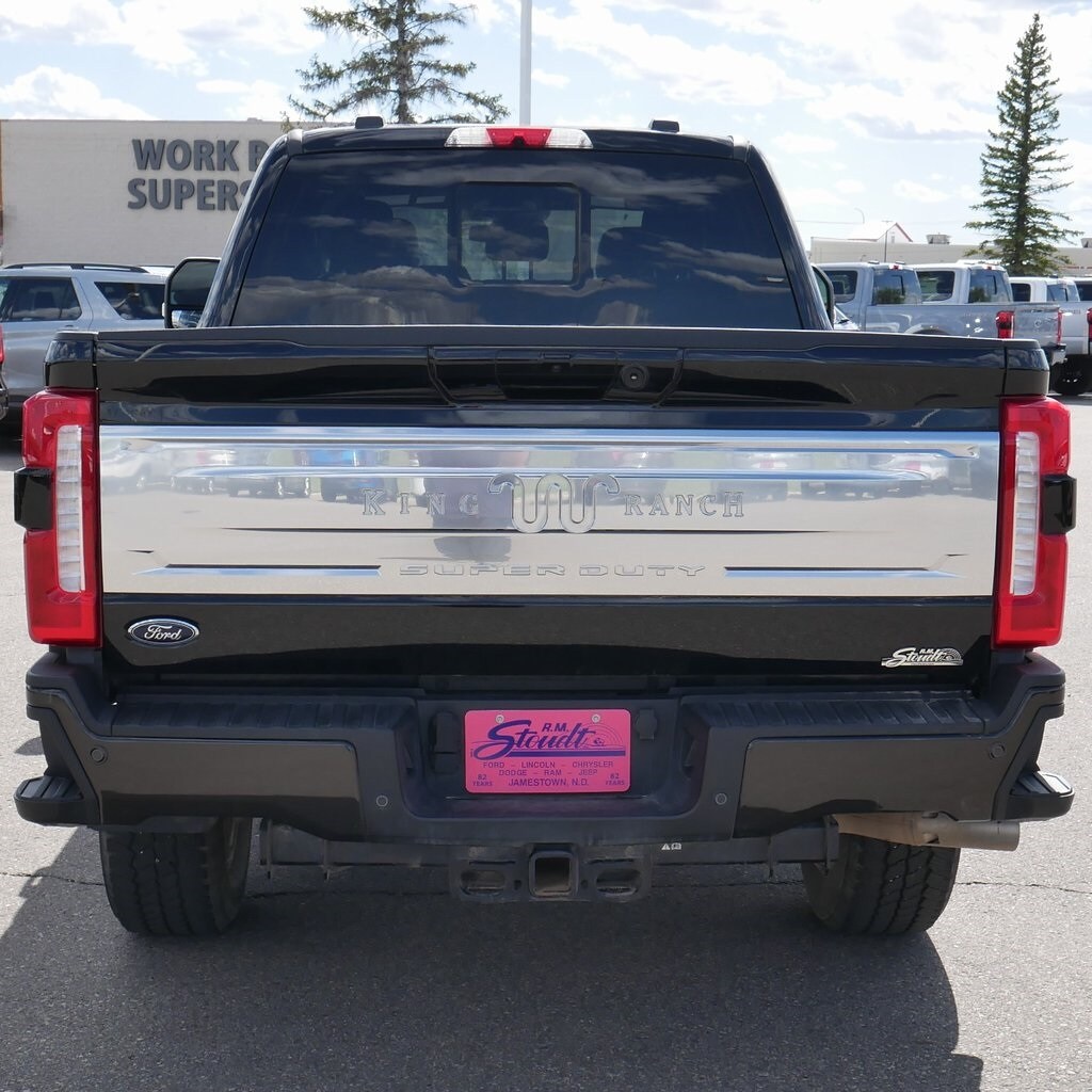 2024 Ford F-250 photo 2