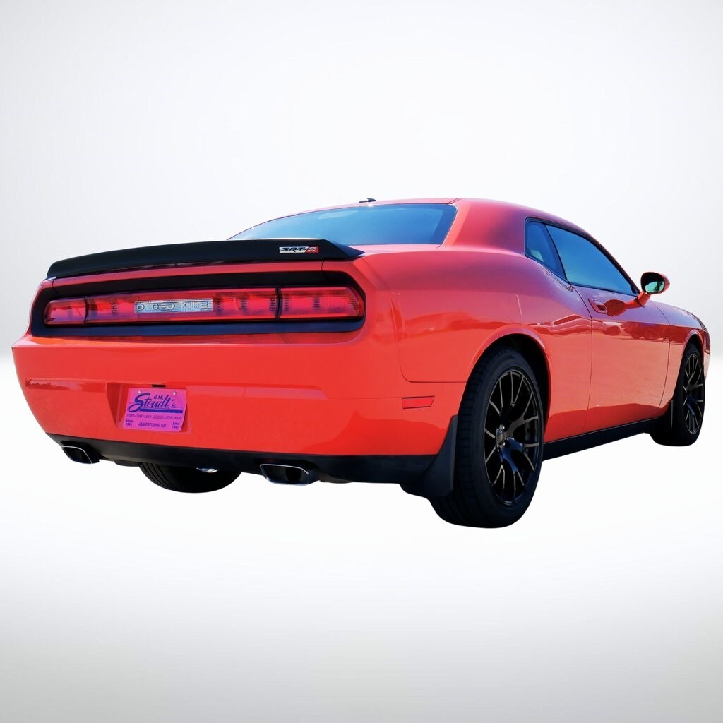 2009 Dodge Challenger SRT8 photo 4