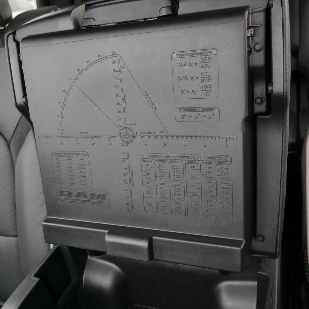 2026 RAM 1500 Laramie - Photo 28