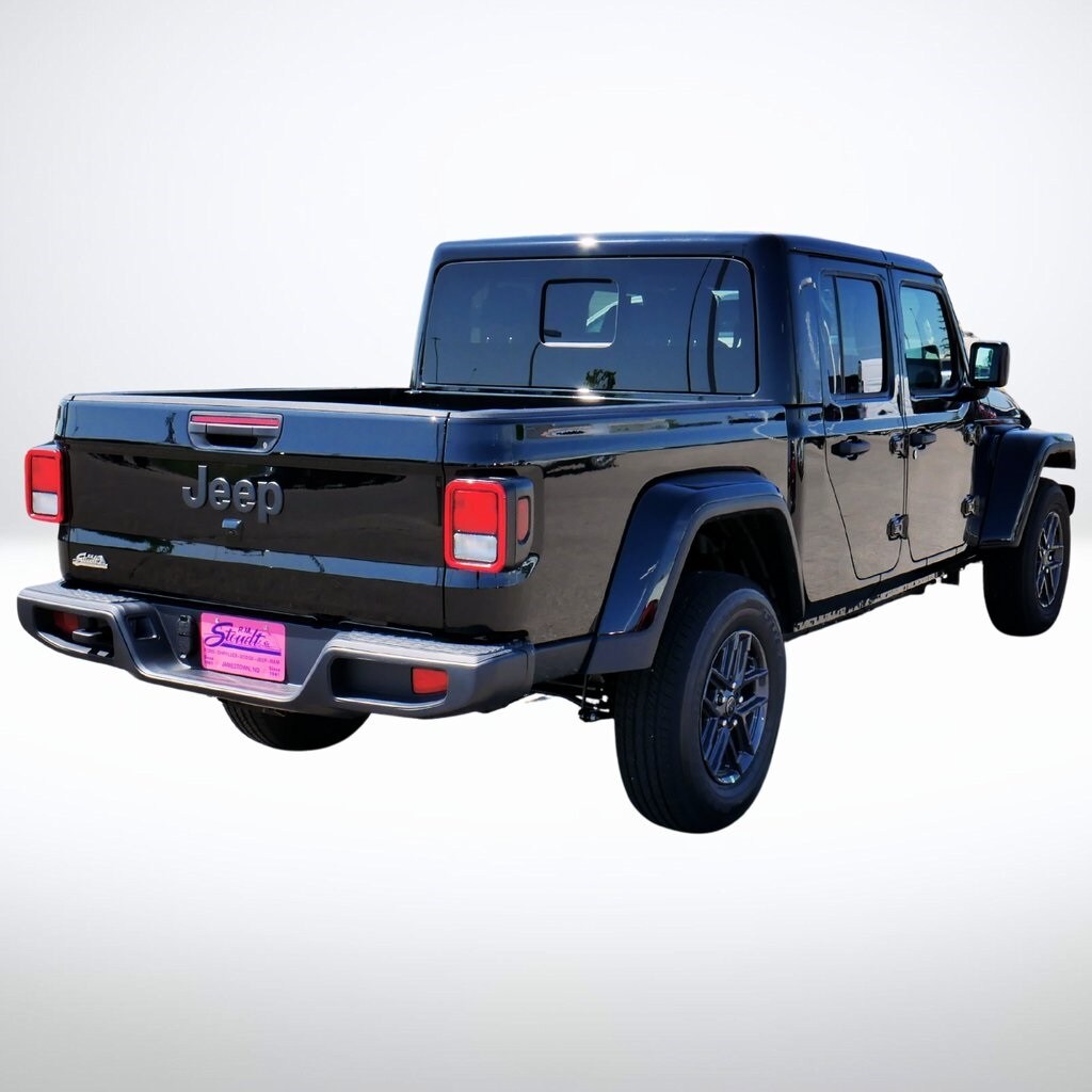 2025 Jeep Gladiator Sport S photo 4