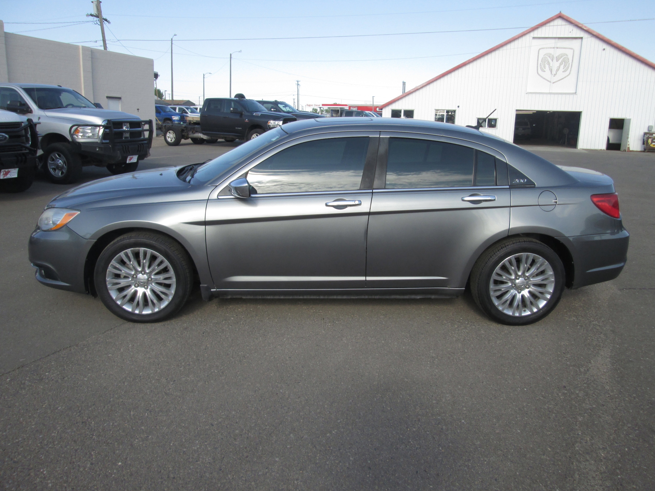 Used 2011 Chrysler 200 Limited with VIN 1C3BC2FG4BN618450 for sale in Chinook, MT