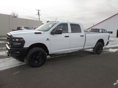 2026 Ram 3500 TRADESMAN CREW CAB 4X4 8' BOX Pickup
