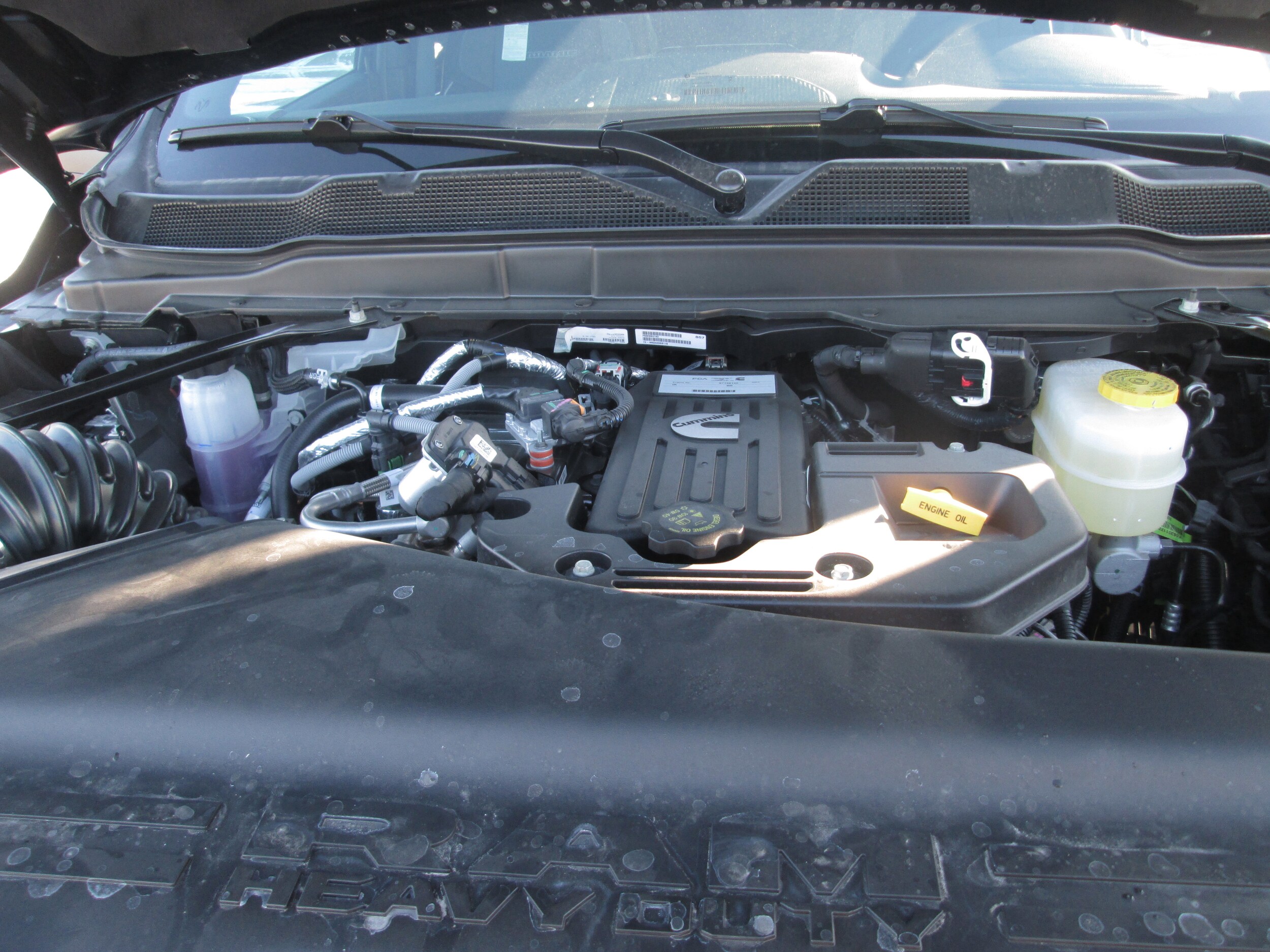 2026 RAM 3500 Laramie - Photo 13