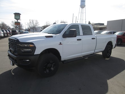 2025 Ram 3500 TRADESMAN CREW CAB 4X4 8' BOX Pickup