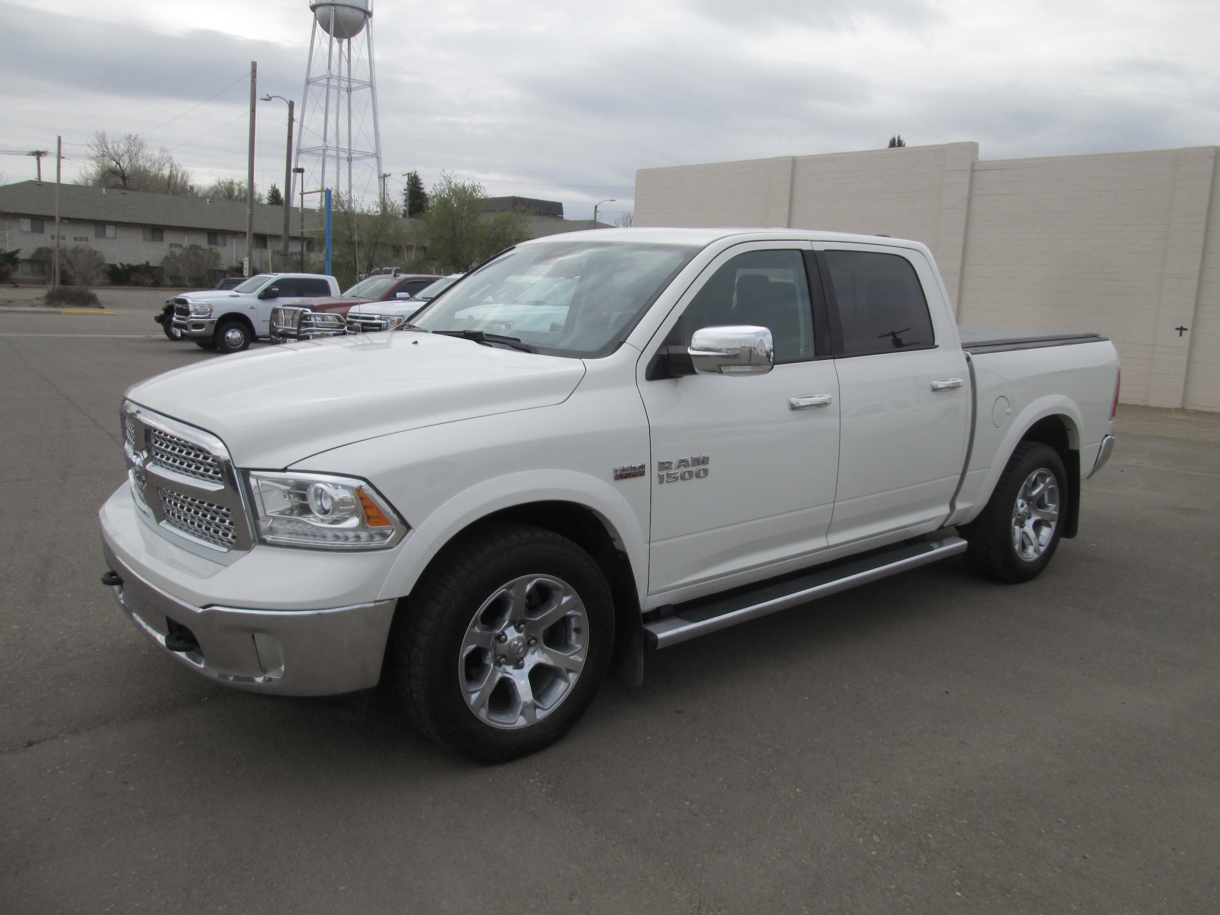 Used 2017 RAM Ram 1500 Laramie with VIN 1C6RR7NT8HS543922 for sale in Chinook, MT