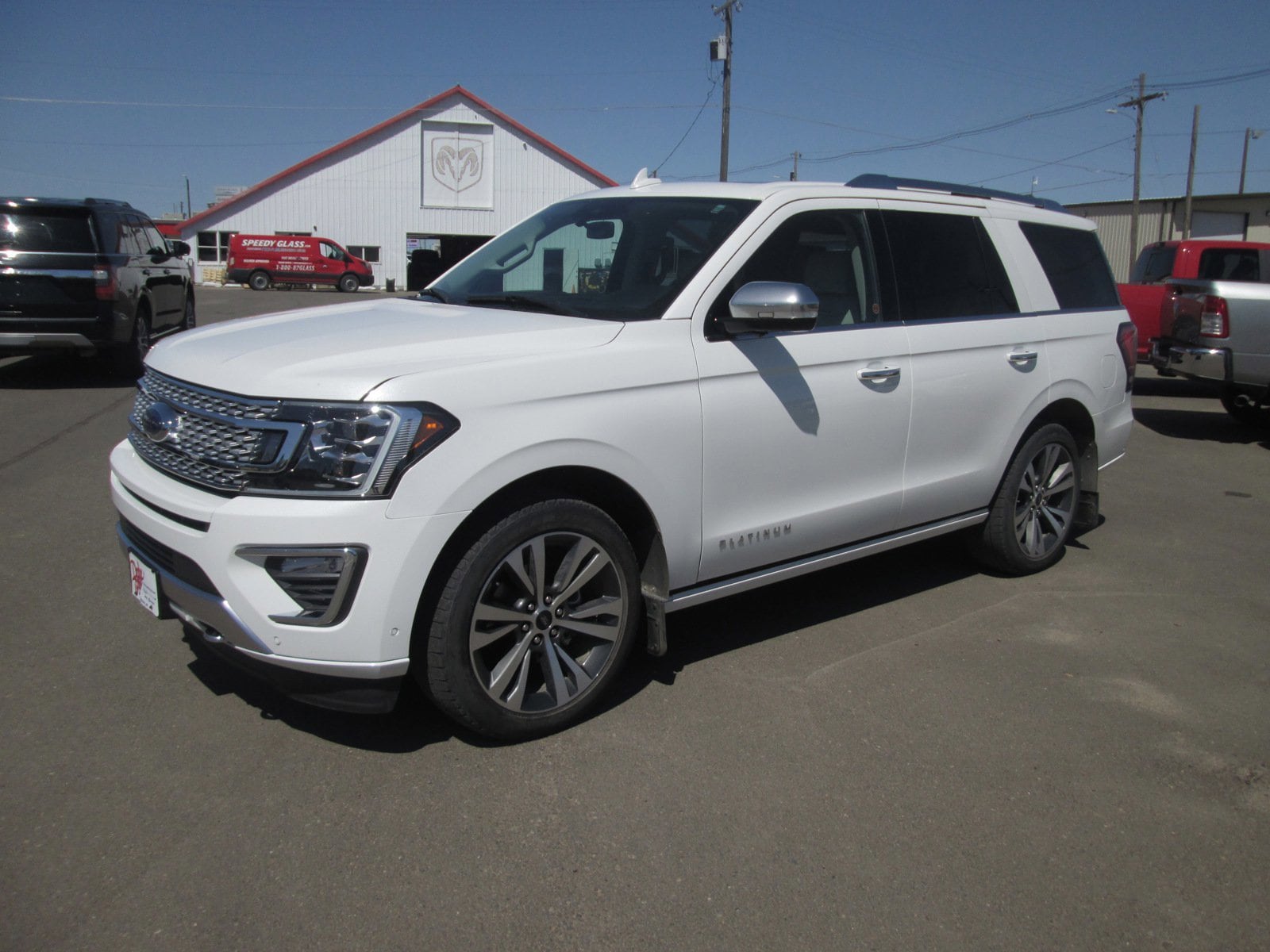 Used 2020 Ford Expedition Platinum with VIN 1FMJU1MT6LEA26074 for sale in Chinook, MT