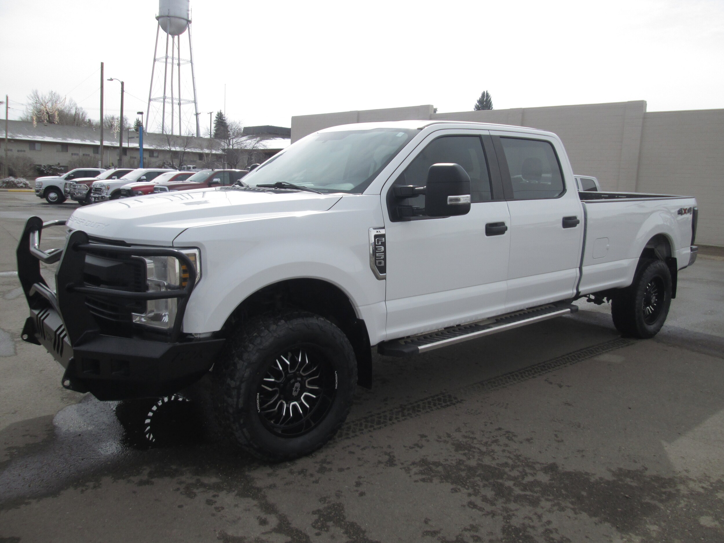 2019 Ford F-350 XL photo 2