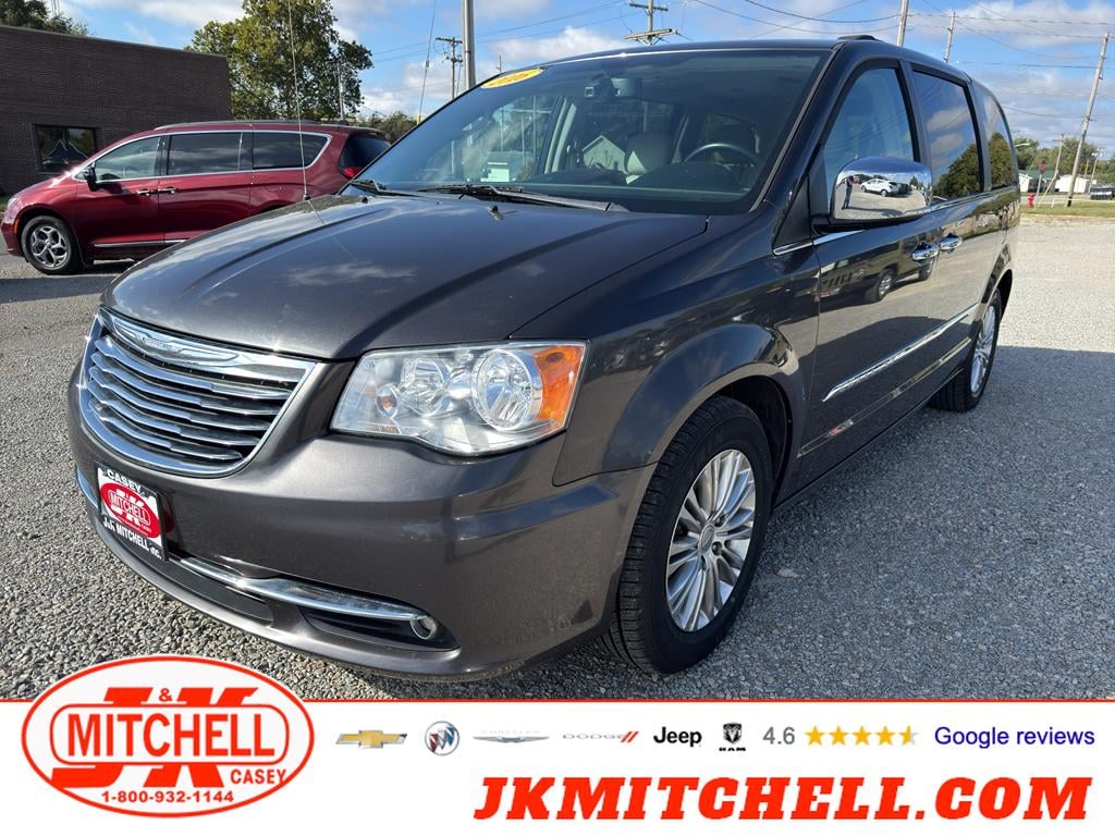Used 2016 Chrysler Town & Country Touring-L Anniversary Edition Passenger Van