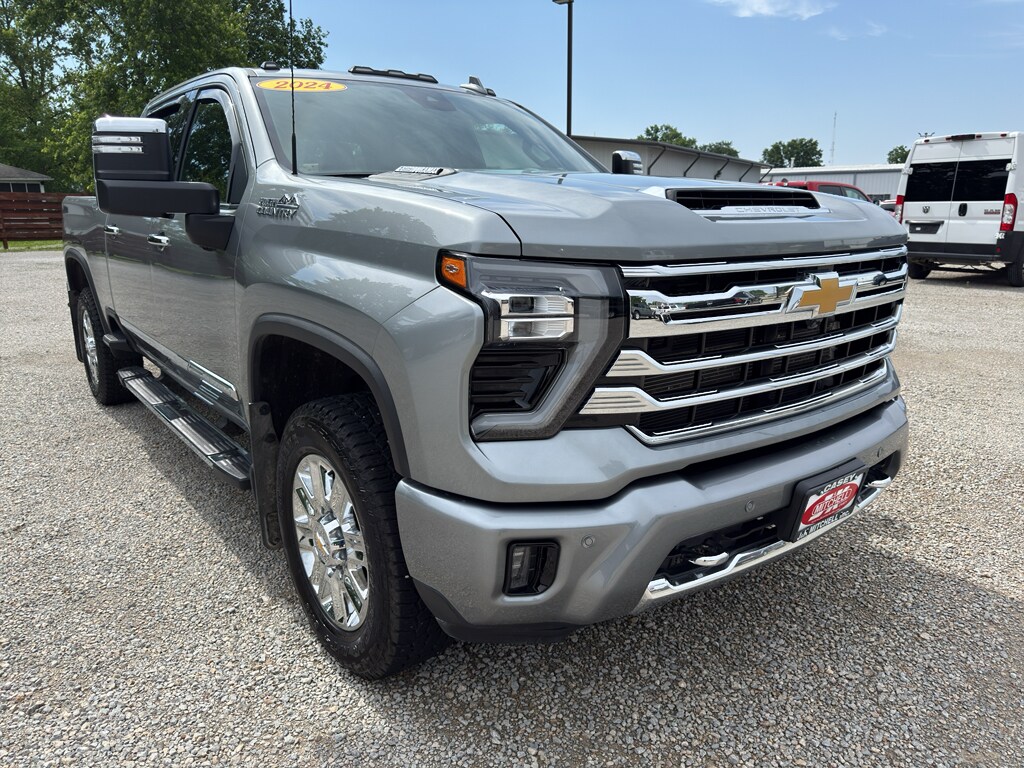 Used 2024 Chevrolet Silverado High Country Crew Cab