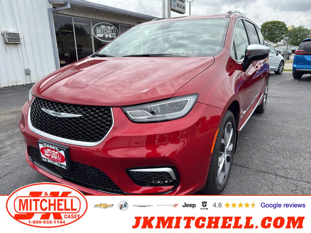 2026 Chrysler Pacifica Pinnacle AWD's photo