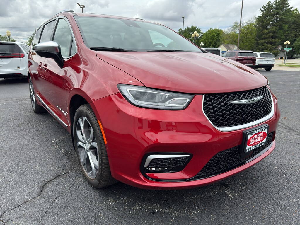 New 2026 Chrysler Pacifica PINNACLE AWD Passenger Van