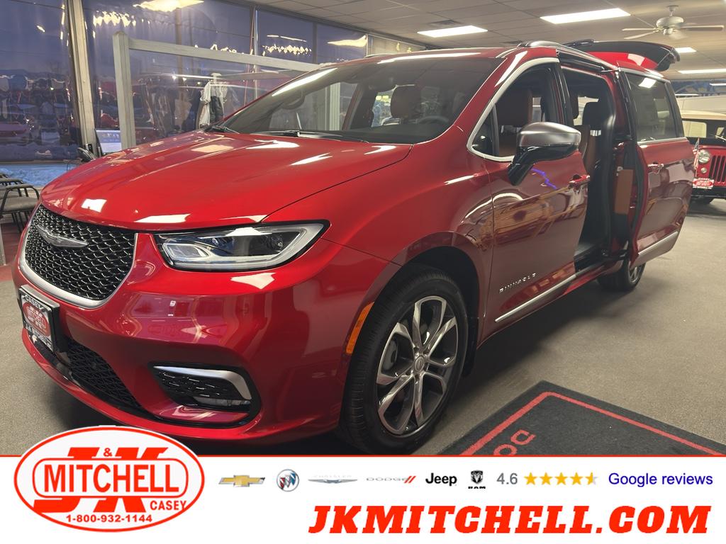 2026 Chrysler Pacifica Passenger Van 