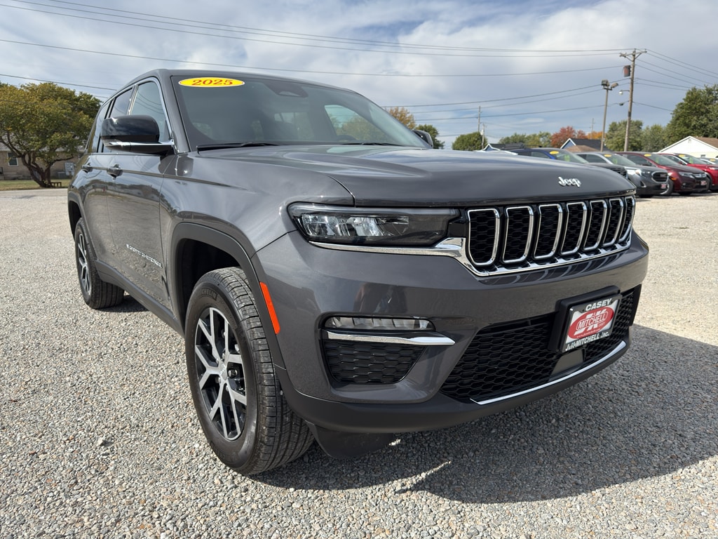 Used 2025 Jeep Grand Cherokee Limited SUV