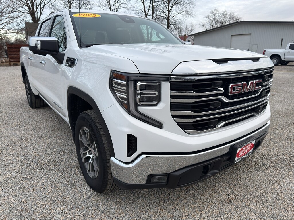 Used 2025 GMC Sierra SLT Cab; Crew