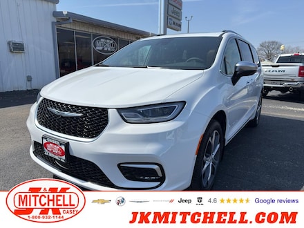 2026 Chrysler Pacifica PINNACLE AWD Passenger Van