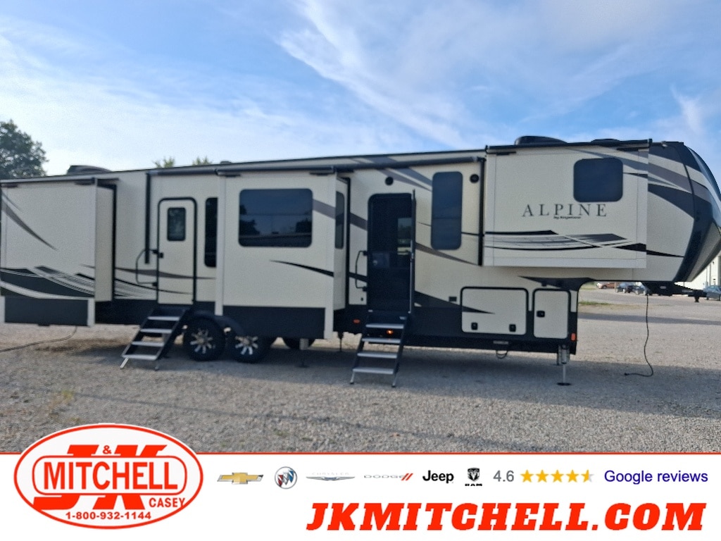 Used 2018 Keystone Alpine FIFTH