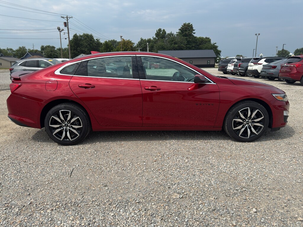 Used 2025 Chevrolet Malibu RS Sedan
