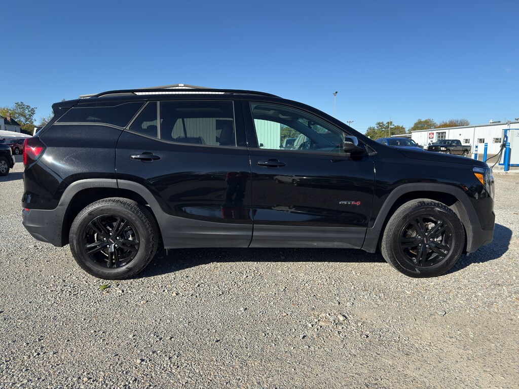 Used 2024 GMC Terrain AT4 SUV