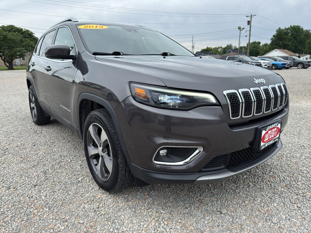 Used 2019 Jeep Cherokee Limited Sport Utility