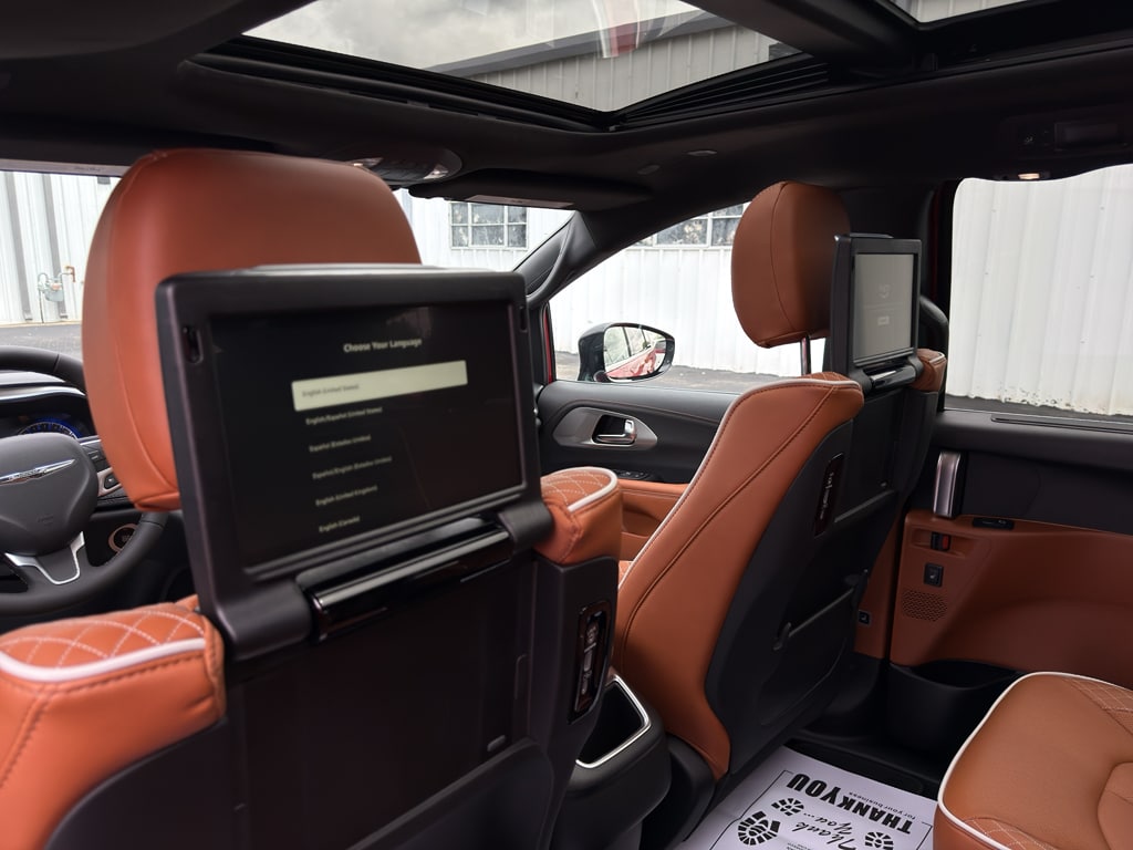 2026 Chrysler Pacifica Pinnacle - Photo 27