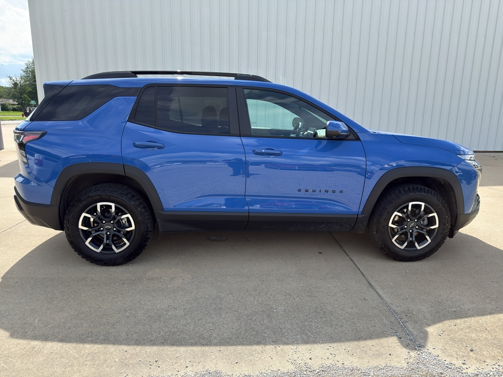 Used 2025 Chevrolet Equinox Activ SUV