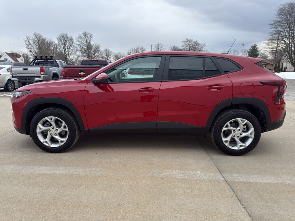 2026 Chevrolet Trax LS - Photo 10
