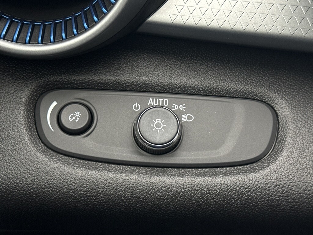 2026 Chevrolet Trax LS - Photo 13