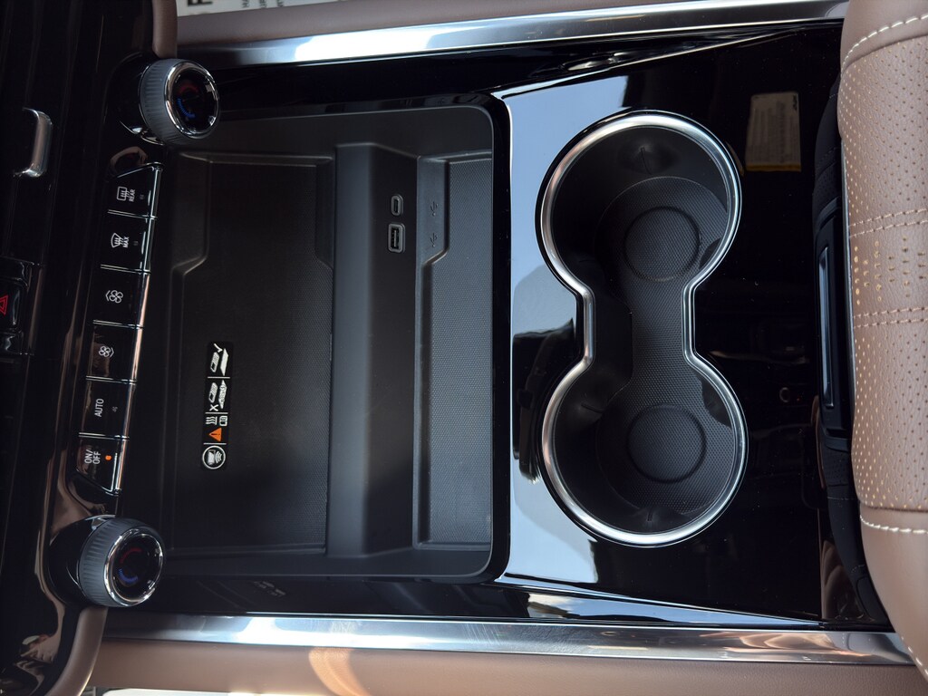 2026 Chevrolet Tahoe High Country - Photo 18