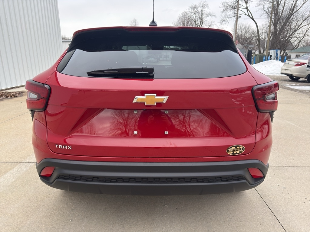 2026 Chevrolet Trax LS - Photo 7