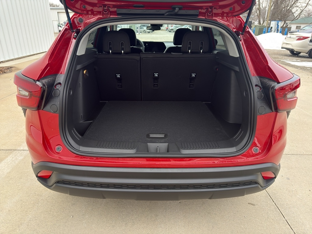 2026 Chevrolet Trax LS - Photo 8