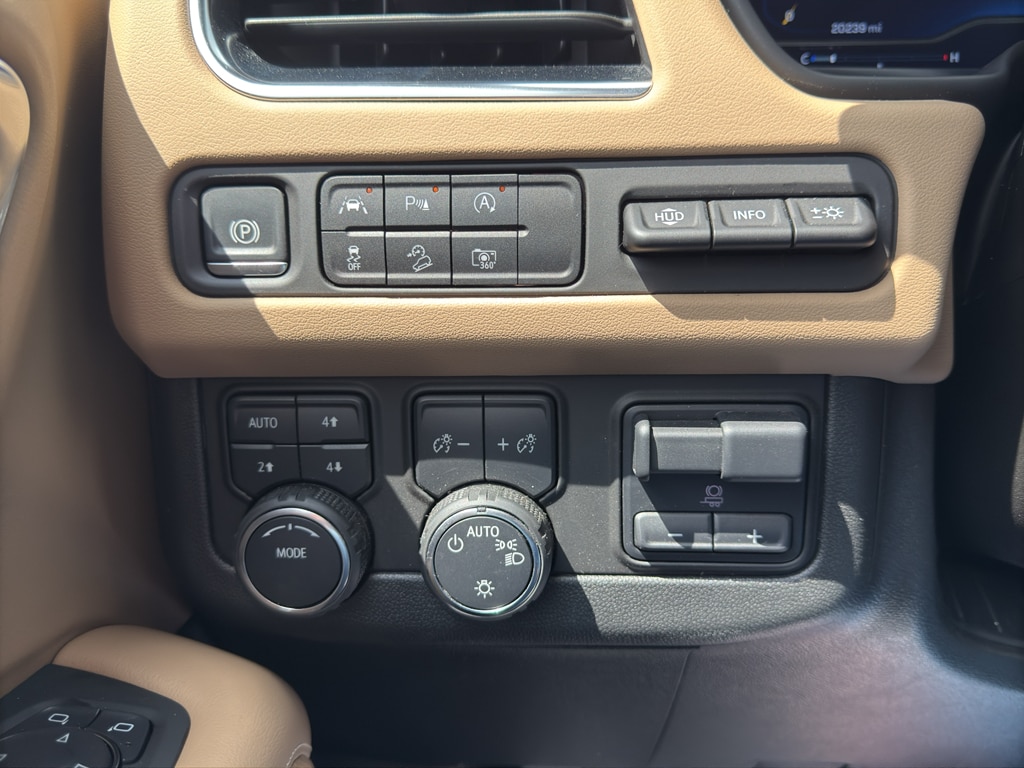 2024 Chevrolet Tahoe Premier - Photo 12