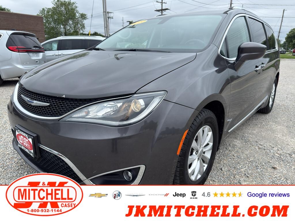 Used 2019 Chrysler Pacifica Touring L