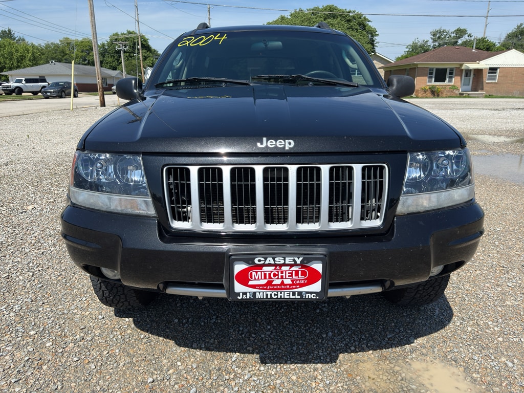 Used 2004 Jeep Grand Cherokee Laredo with VIN 1J4GW48S74C327293 for sale in Casey, IL