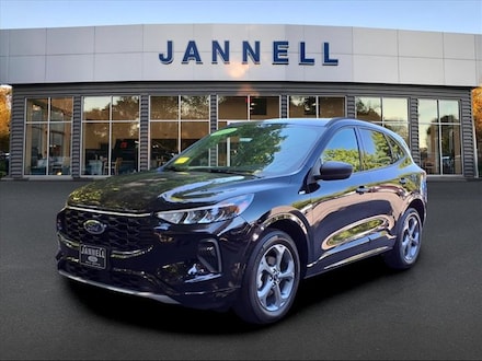 2023 Ford Escape ST-Line SUV