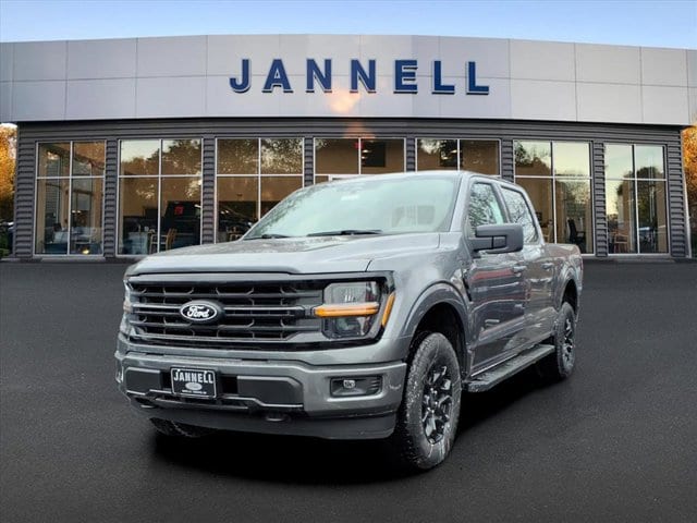 2025 Ford F-150 XLT's photo