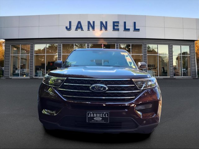 2022 Ford Explorer XLT photo 2