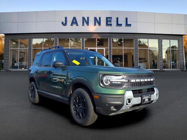 2025 Ford Bronco Sport Badlands photo 3