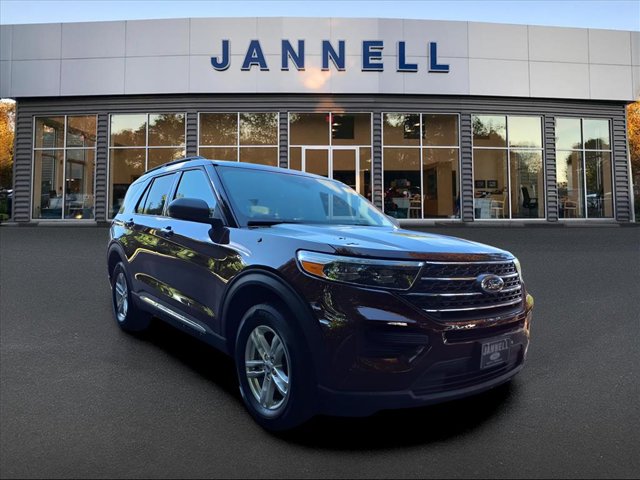 2022 Ford Explorer XLT photo 3