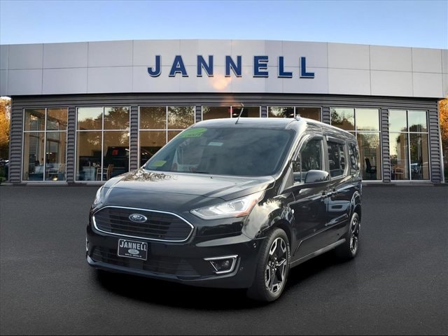 2022 Ford Transit Connect Titanium's photo