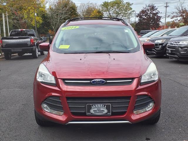 Used 2014 Ford Escape SE with VIN 1FMCU9G9XEUB19468 for sale in Hanover, MA