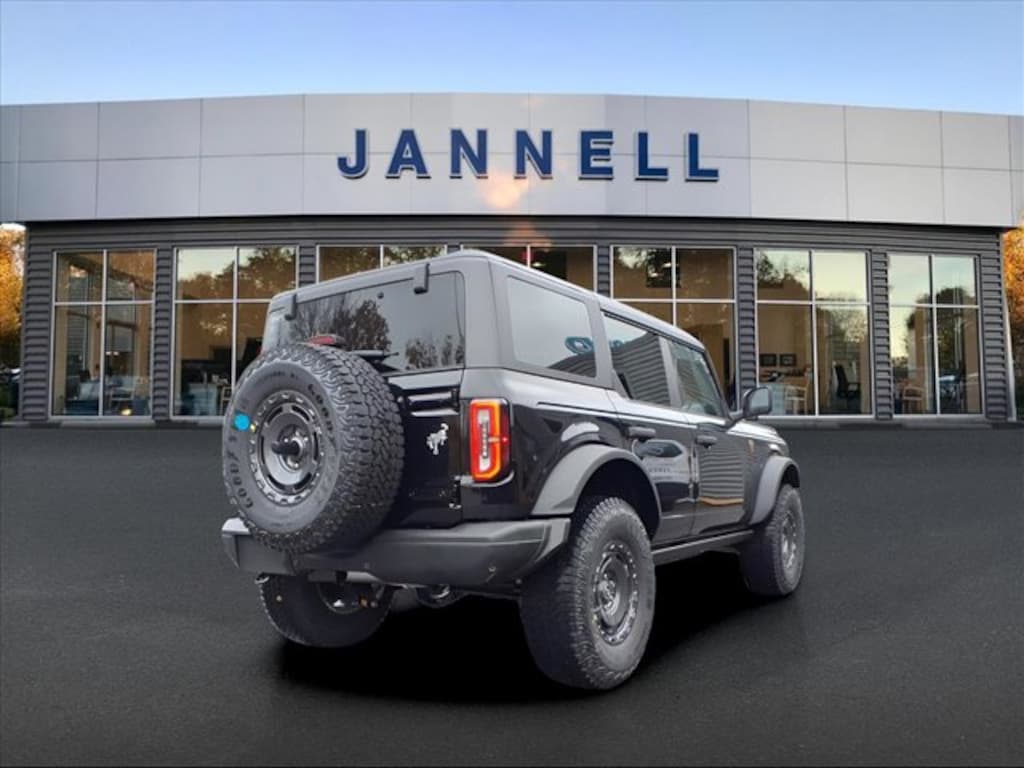 New 2025 Ford Bronco Badlands SUV