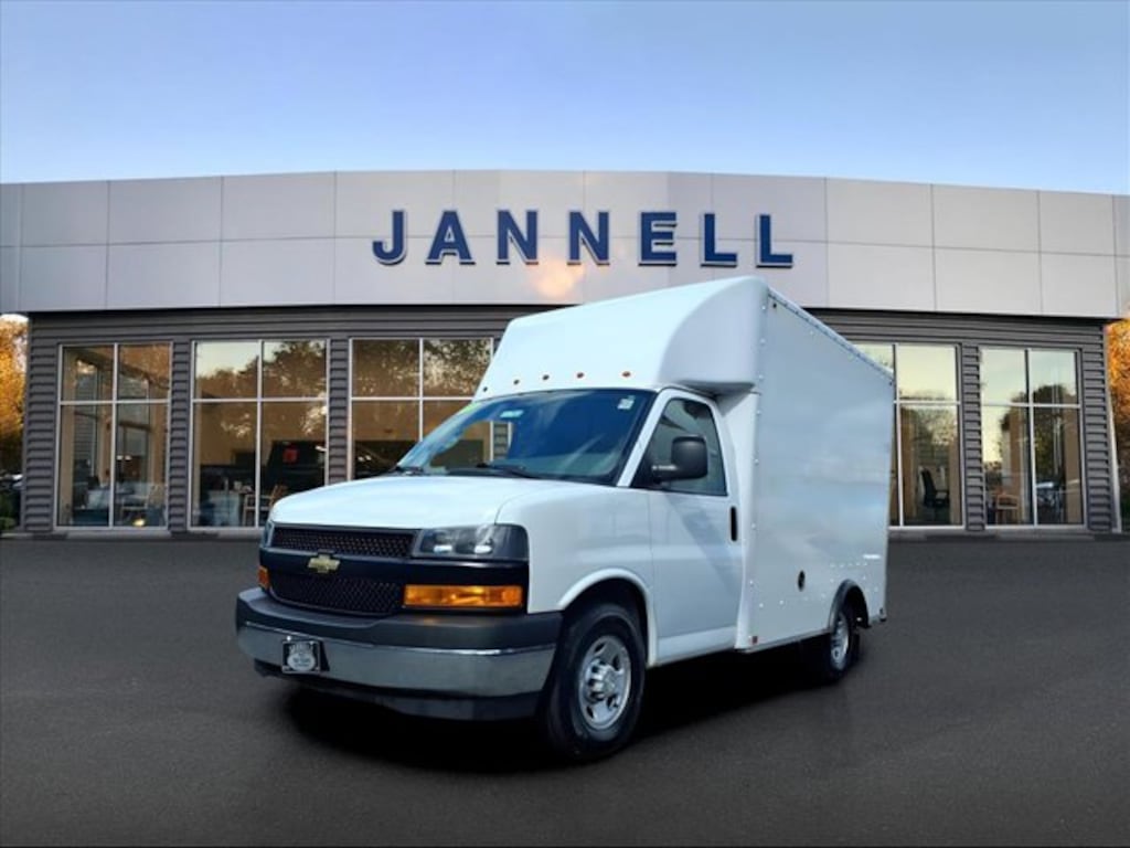 Used 2021 Chevrolet Express Cutaway Work Van Chassis Truck