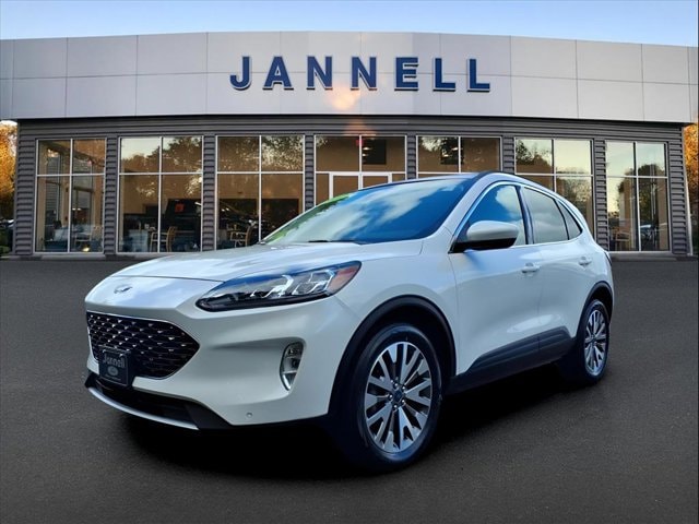 2022 Ford Escape Titanium