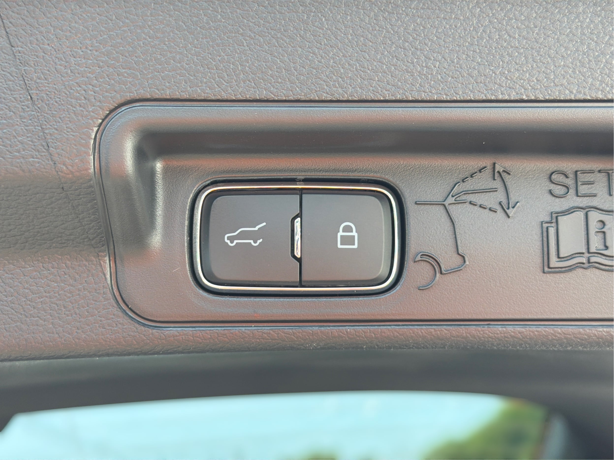 2026 Ford Explorer Platinum - Photo 26